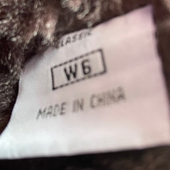 UGG Classic Short Boot Dark Chocolate Brown Size 6 - Picture 8 of 14